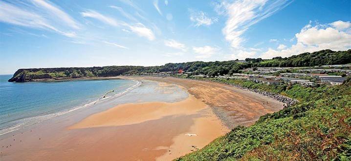 Lydstep Beach Bayview 3-Bedroom Holiday Home Tenby Esterno foto
